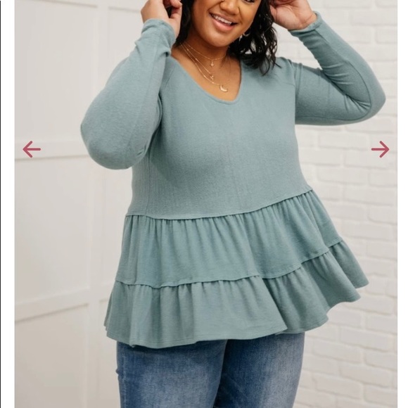 1.4.3. Story by Line Up Tops - Super Soft Tiered Babydoll Sweater Top 1X